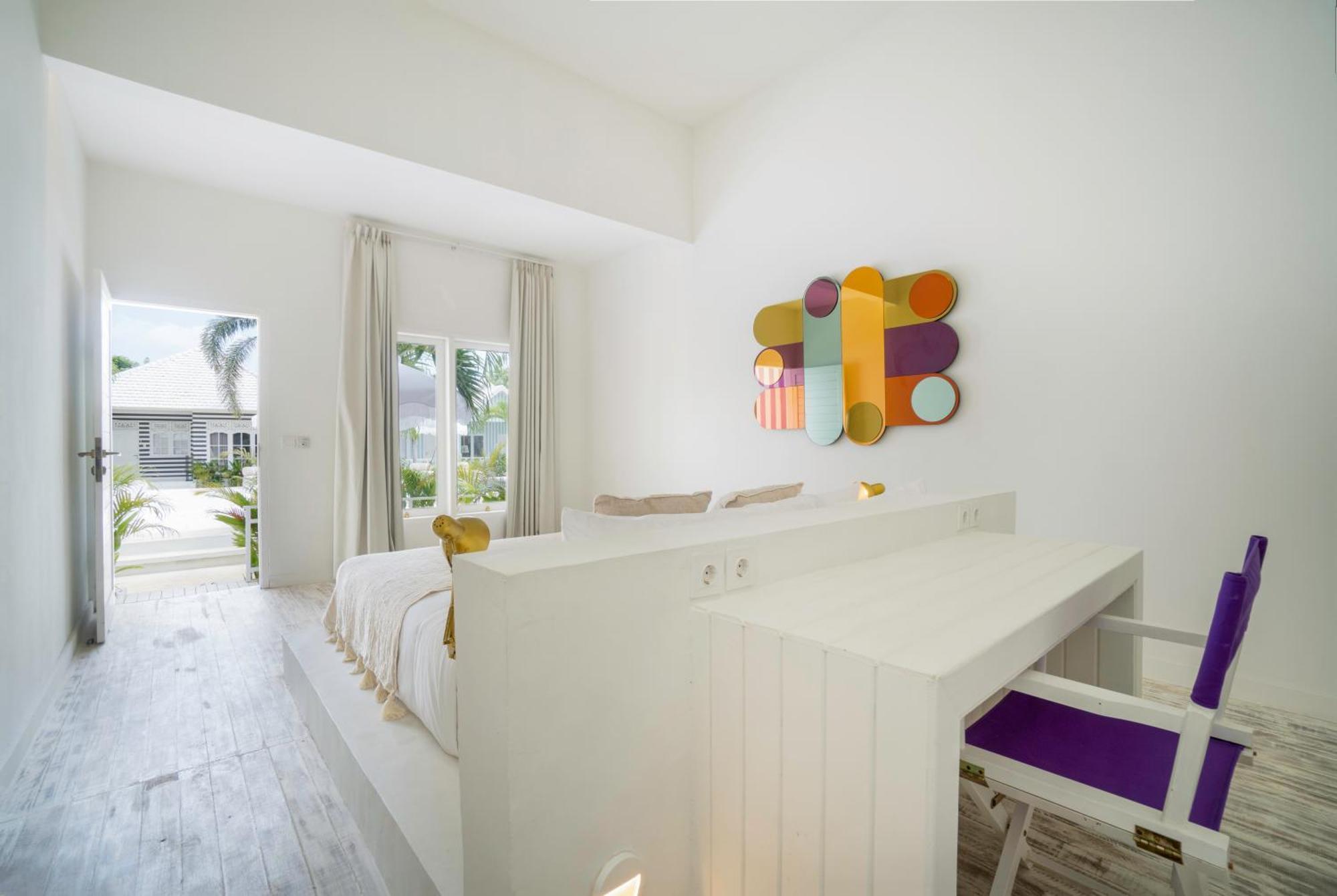Ria Uluwatu, Tropical Chic Hotel Room photo